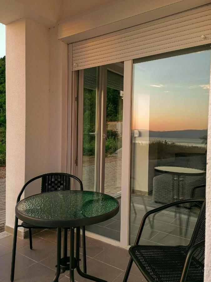 Apartments St.Martinia オフリド エクステリア 写真