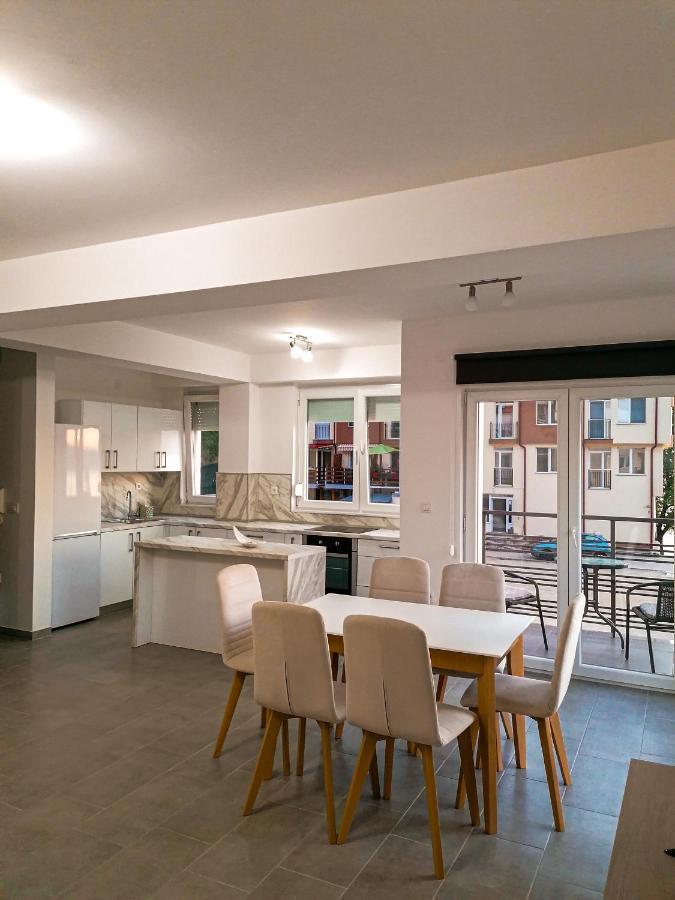 Apartments St.Martinia オフリド エクステリア 写真