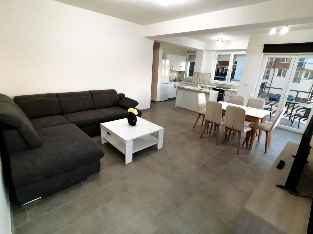 Apartments St.Martinia オフリド エクステリア 写真