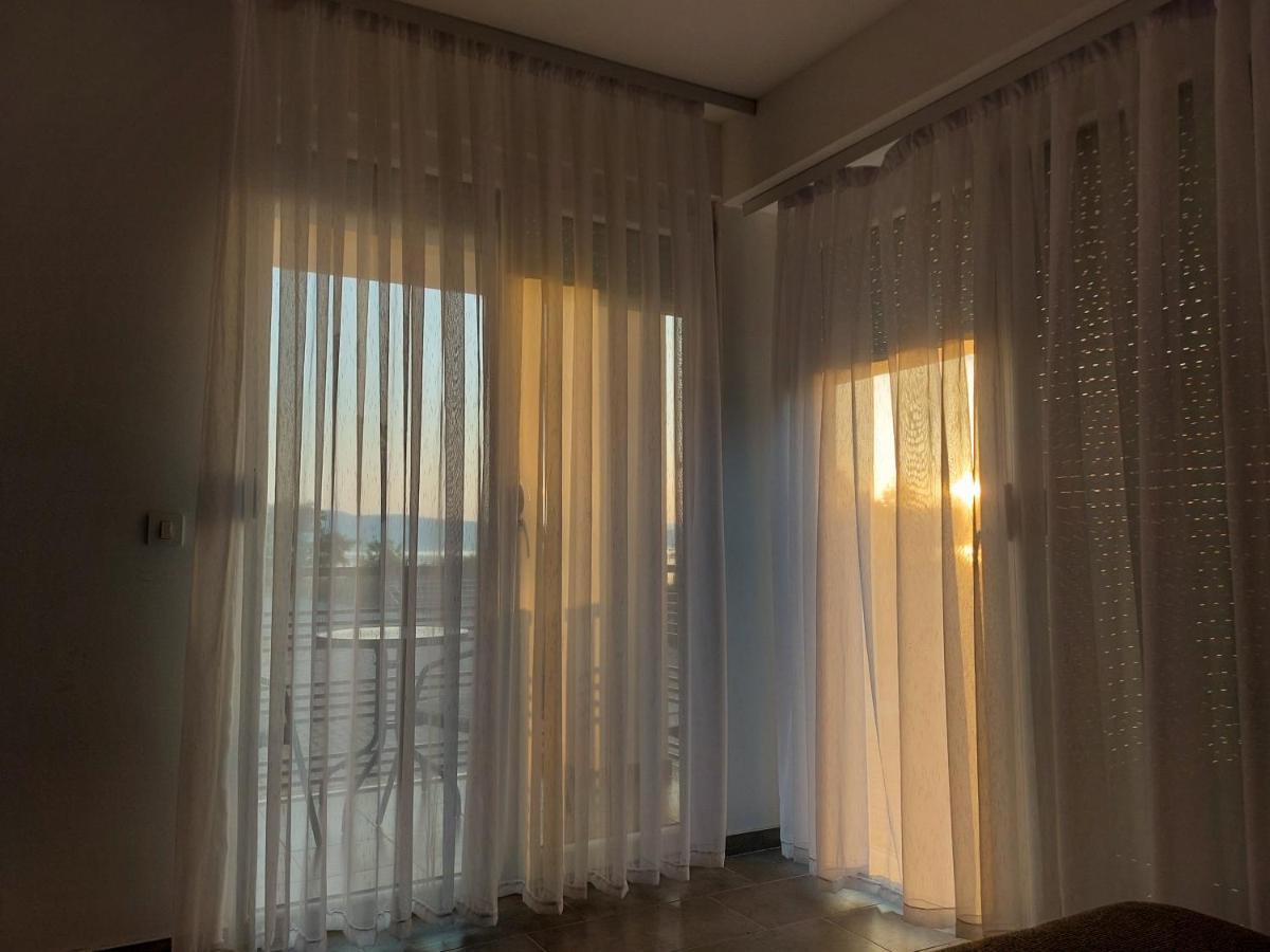 Apartments St.Martinia オフリド エクステリア 写真